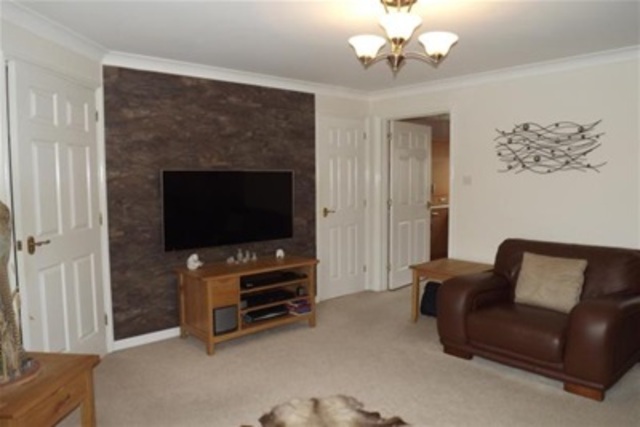 Image of 3 bedroom Detached house to rent in Greenacre Road Bonnybridge FK4 at Bonnybridge Falkirk Falkirk, FK4 2BE