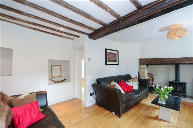  Image of 3 bedroom Cottage for sale in Gretton Gretton Cheltenham GL54 at Gretton  Gloucestershire, GL54 5ES