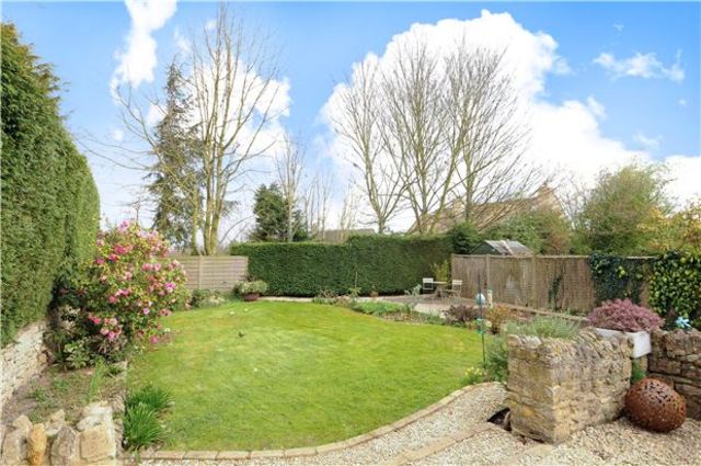  Image of 3 bedroom Cottage for sale in Gretton Gretton Cheltenham GL54 at Gretton  Gloucestershire, GL54 5ES