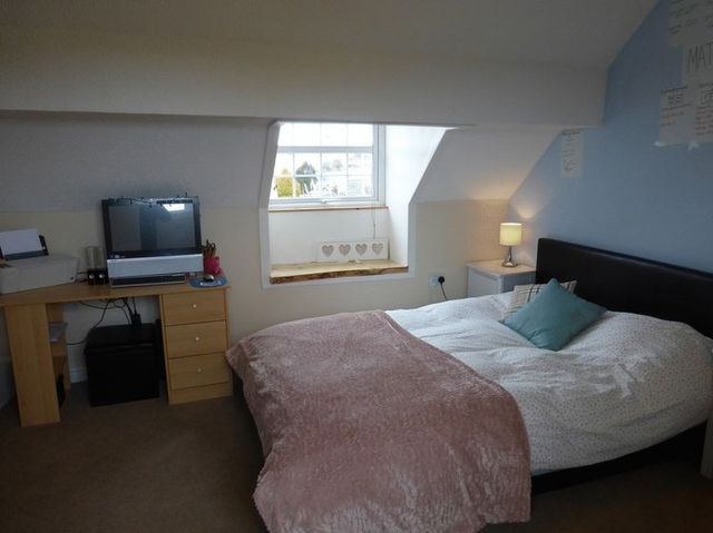  Image of 4 bedroom Detached house for sale in Groeslon Caernarfon LL54 at Groeslon, LL54 7TU