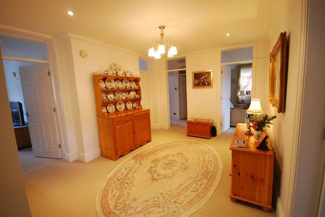  Image of 3 bedroom Apartment to rent in Grosvenor Road Birkdale Southport PR8 at Birkdale  Southport, PR8 2HT
