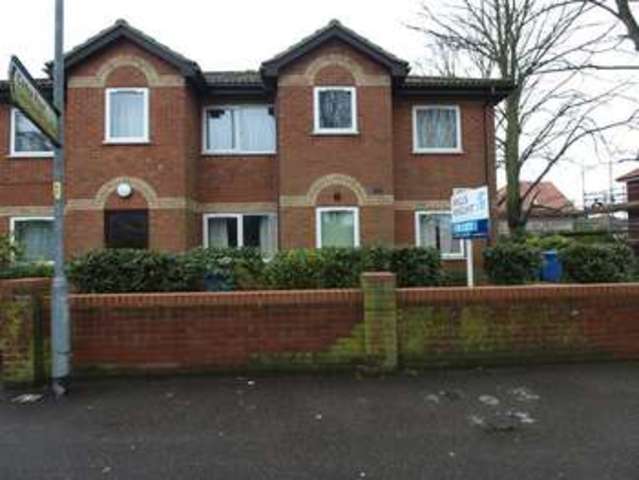  Image of 1 bedroom Flat to rent in Cadge Road Norwich NR5 at Grove Court  NORWICH, NR5 8DF