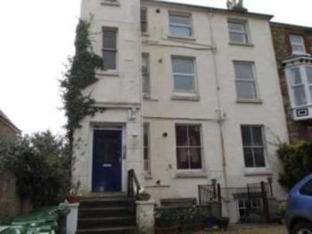  Image of 2 bedroom Flat for sale in Grove Road Ventnor PO38 at Grove Road Ventnor Ventnor, PO38 1TH