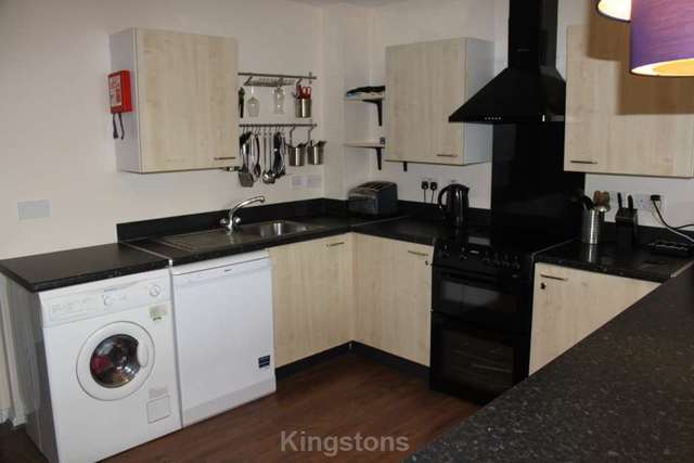  Image of 1 bedroom House Share to rent in Gwennyth Street Cardiff CF24 at Gwennyth Street Cathays Cardiff, CF24 4PH