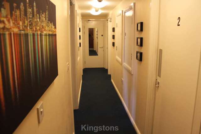  Image of 1 bedroom House Share to rent in Gwennyth Street Cardiff CF24 at Gwennyth Street Cathays Cardiff, CF24 4PH