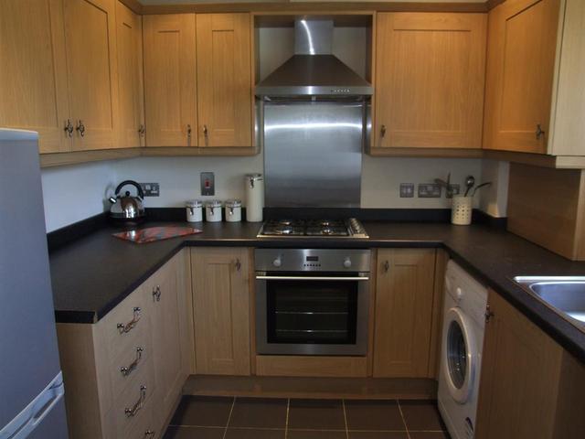  Image of 2 bedroom Apartment for sale in Deacon View Claremount Road Halifax HX3 at Claremount Road Halifax Northowram, HX3 6LJ