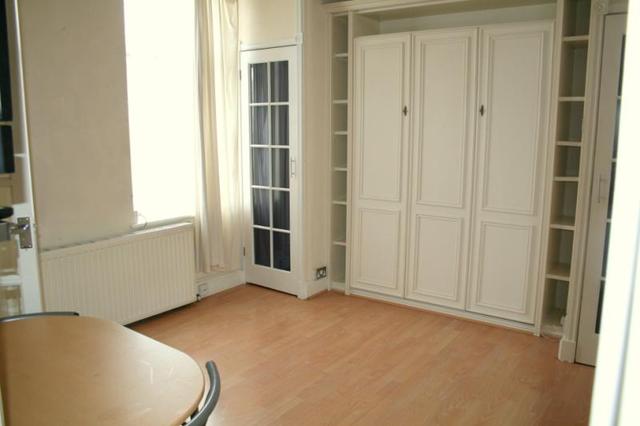  Image of 1 bedroom Studio flat to rent in Hallam Street London W1W at Fitzrovia London Regent