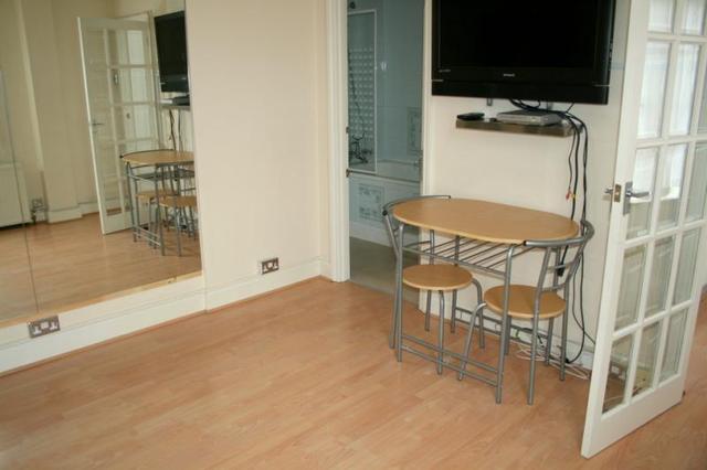  Image of 1 bedroom Studio flat to rent in Hallam Street London W1W at Fitzrovia London Regent