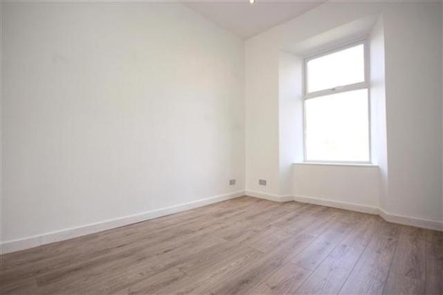  Image of 1 bedroom Flat to rent in Hamilton Road Uddingston Glasgow G71 at Uddingston South Lanarkshire South Lanarkshire, G71 7SG