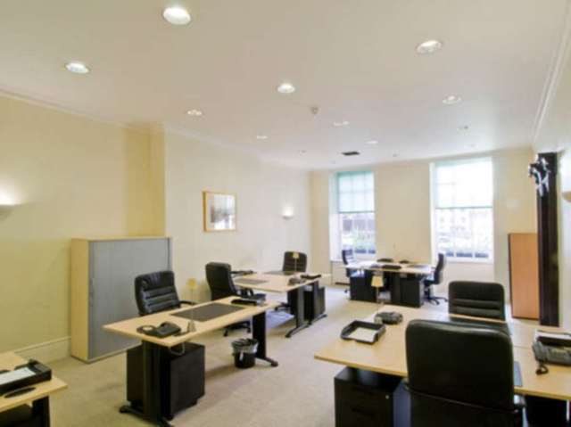  Image of Detached house to rent in Hanover Square London W1S at Mayfair W1S London, W1S 1HT