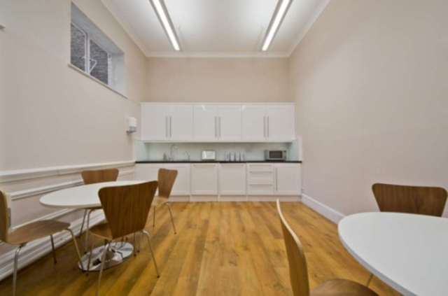  Image of Detached house to rent in Hanover Square London W1S at Oxford Circus W1S London, W1S 1JB