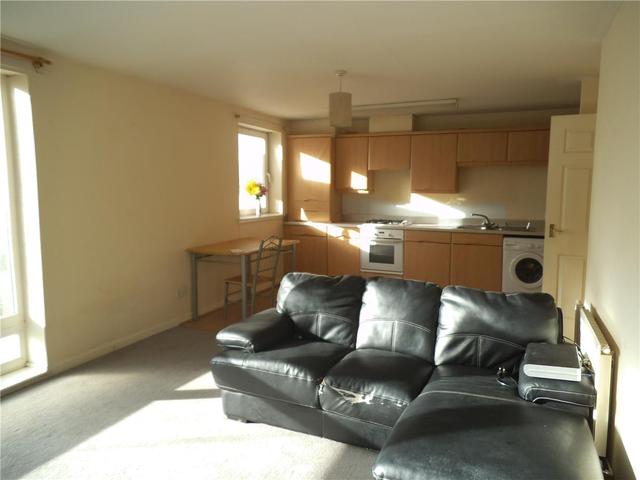  Image of 2 bedroom Flat to rent in Hanson Park Dennistoun Glasgow G31 at Dennistoun Glasgow Glasgow, G31 2HJ