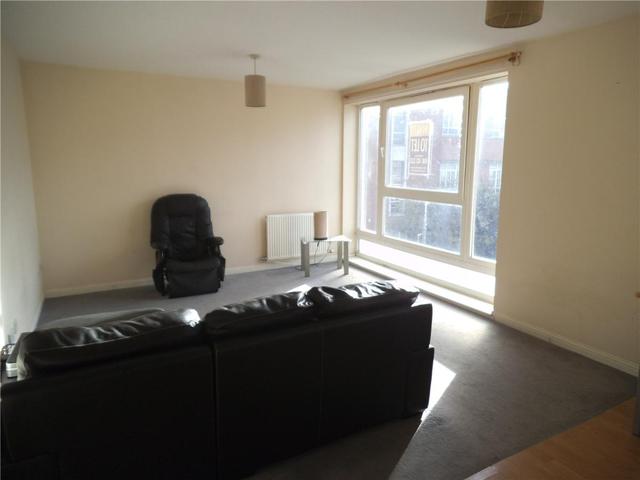  Image of 2 bedroom Flat to rent in Hanson Park Dennistoun Glasgow G31 at Dennistoun Glasgow Glasgow, G31 2HJ
