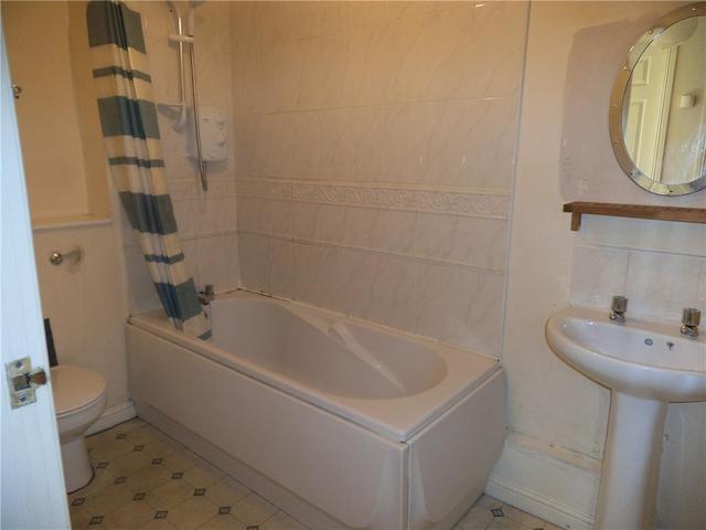  Image of 2 bedroom Flat to rent in Hanson Park Dennistoun Glasgow G31 at Dennistoun Glasgow Glasgow, G31 2HJ