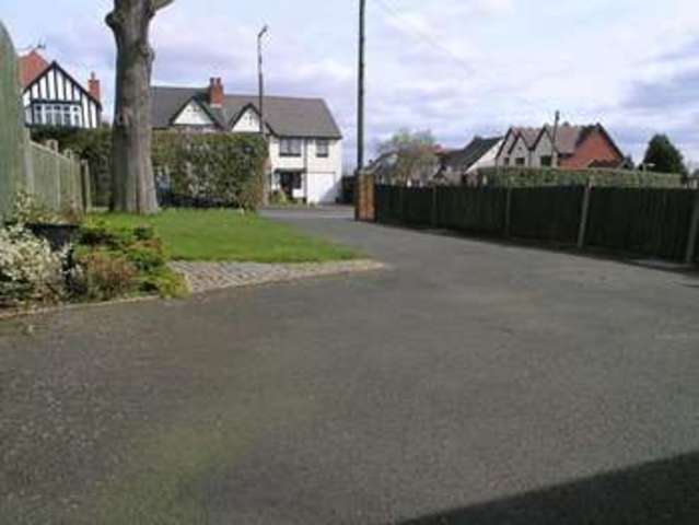  Image of 2 bedroom Bungalow for sale in Harborne Road Bearwood Smethwick B68 at Harborne Road Warley Woods Area Oldbury, B68 9JB