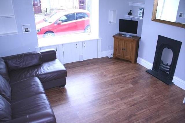  Image of 1 bedroom Flat to rent in Hardgate Aberdeen AB10 at City Centre Aberdeen Aberdeen, AB10 6AS