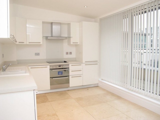  Image of 2 bedroom Flat to rent in Hardwicks Square London SW18 at Hardwick Square  London, SW18 4NB
