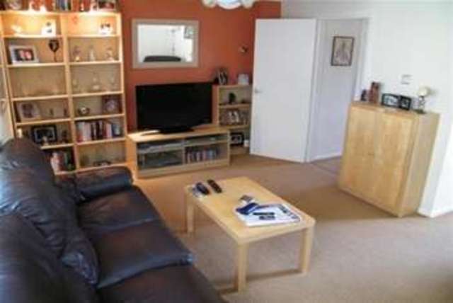  Image of 3 bedroom Terraced house to rent in Harebell Close Billericay CM12 at Billericay, CM12 0TB