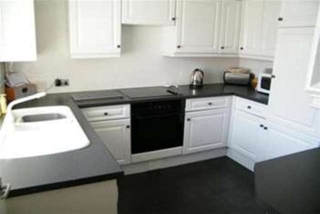  Image of 3 bedroom Terraced house to rent in Harebell Close Billericay CM12 at Billericay, CM12 0TB