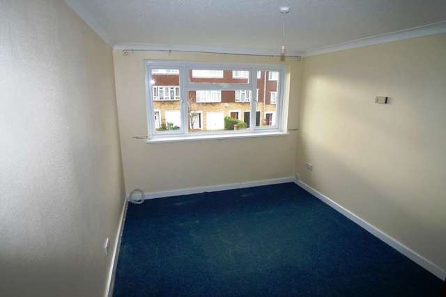  Image of 2 bedroom Flat to rent in Hatherley Road Sidcup DA14 at Hatherley Road  Sidcup, DA14 4AS