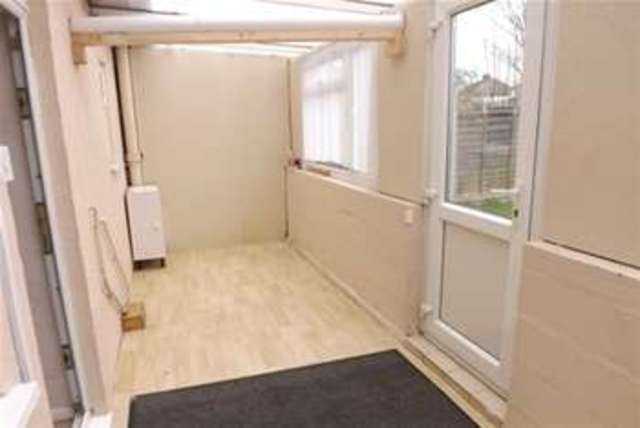  Image of 2 bedroom Terraced house to rent in Hawthorn Road Strood Rochester ME2 at Rochester, ME2 2HW