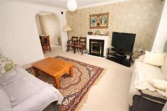  Image of 4 bedroom Property for sale in Haywain Close Swindon SN25 at Haywain Close Swindon Swindon, SN25 4AB