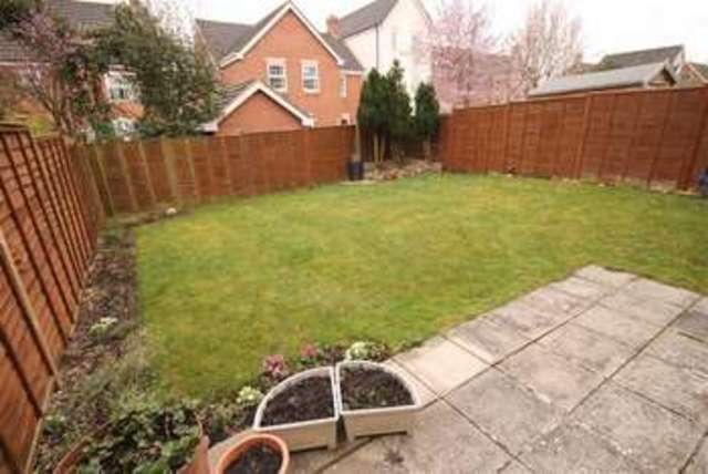  Image of 4 bedroom Property for sale in Haywain Close Swindon SN25 at Haywain Close Swindon Swindon, SN25 4AB