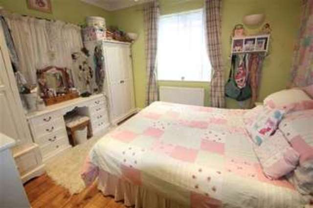  Image of 3 bedroom Bungalow for sale in Heath Lane Ipswich IP4 at Rushmere St Andrew, IP4 5RR