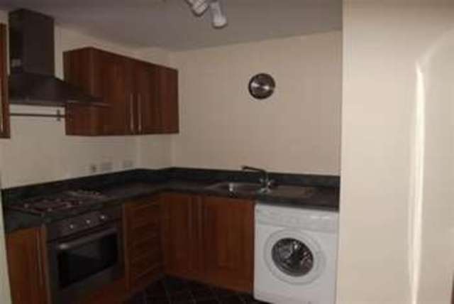  Image of 1 bedroom Flat to rent in Hedgerow Close Redditch B98 at Redditch, B98 7QE