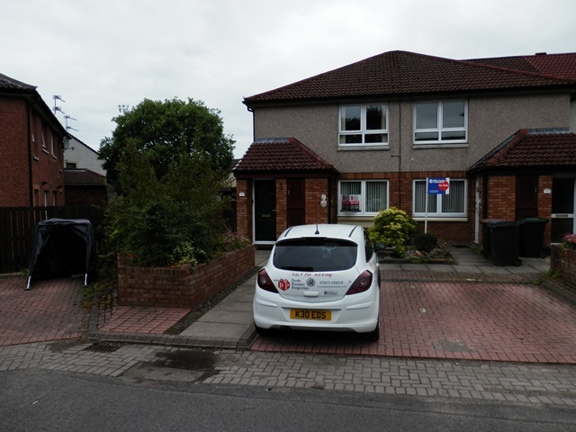  Image of 1 bedroom Flat to rent in Hermitage Drive Perth PH1 at Perth Perthshire Perthshire, PH1 2JT