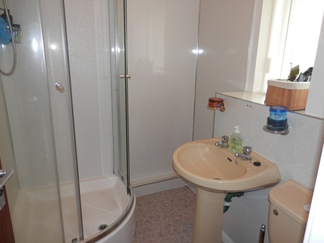  Image of 1 bedroom Flat to rent in Hermitage Drive Perth PH1 at Perth Perthshire Perthshire, PH1 2JT