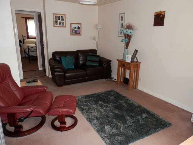  Image of 1 bedroom Flat to rent in Hermitage Drive Perth PH1 at Perth Perthshire Perthshire, PH1 2JT