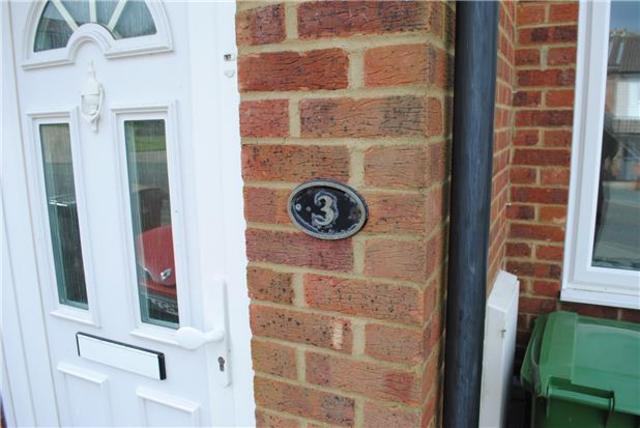  Image of 2 bedroom Terraced house to rent in Heron Close St. Leonards-on-Sea TN38 at East Sussex, TN38 8DX