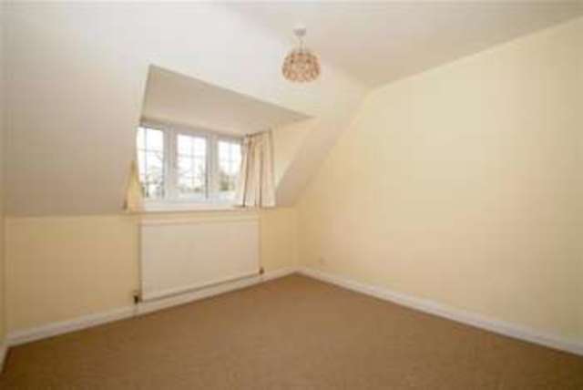  Image of 3 bedroom Detached house to rent in Heyford Road Kirtlington Kidlington OX5 at Kidlington, OX5 3HS