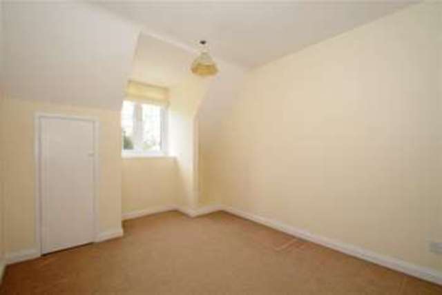  Image of 3 bedroom Detached house to rent in Heyford Road Kirtlington Kidlington OX5 at Kidlington, OX5 3HS