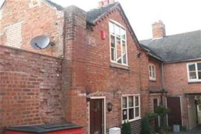  Image of 1 bedroom Maisonette to rent in High Street Eccleshall Stafford ST21 at Eccleshall, ST21 6BW