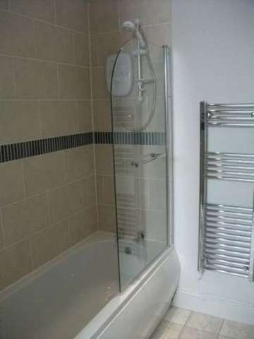  Image of 1 bedroom Flat to rent in High Street Abingdon OX14 at High Street  Abingdon, OX14 5AX