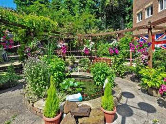  Image of 1 bedroom Flat for sale in High Street Chatham ME4 at Chatham Kent Chatham, ME4 4PG
