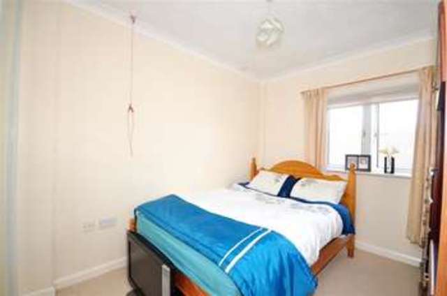  Image of 1 bedroom Flat for sale in High Street Chatham ME4 at Chatham Kent Chatham, ME4 4PG