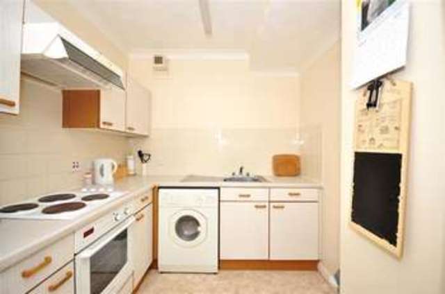  Image of 1 bedroom Flat for sale in High Street Chatham ME4 at Chatham Kent Chatham, ME4 4PG