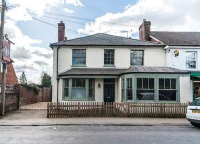  Image of 5 bedroom Semi-Detached house to rent in High Street Leigh Tonbridge TN11 at High Street Leigh Tonbridge, TN11 8RL