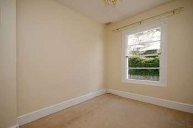  Image of 2 bedroom Flat to rent in Higher Erith Road Torquay TQ1 at Higher Erith Road  TORQUAY, TQ1 2NQ