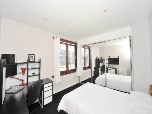  Image of 2 bedroom Flat to rent in Hilton Drive Woodside Aberdeen AB24 at Hilton Aberdeen Aberdeen, AB24 4PS