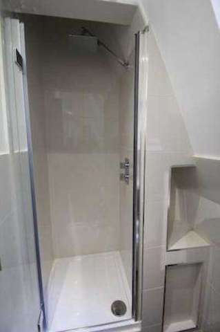  Image of 1 bedroom Flat to rent in High Holborn London WC1V at London WC1V 6RD Holborn, WC1V 6RD