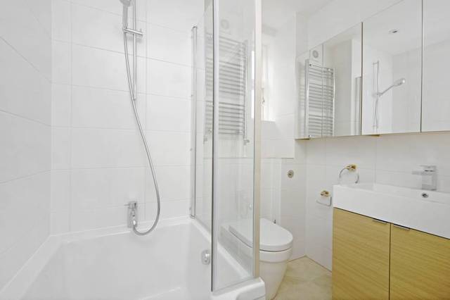  Image of 1 bedroom Flat to rent in Holland Road London W14 at Holland Road  London, W14 8AH