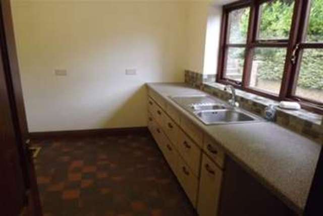  Image of 4 bedroom Bungalow to rent in Hollow Lane Rugeley WS15 at Rugeley, WS15 3LQ