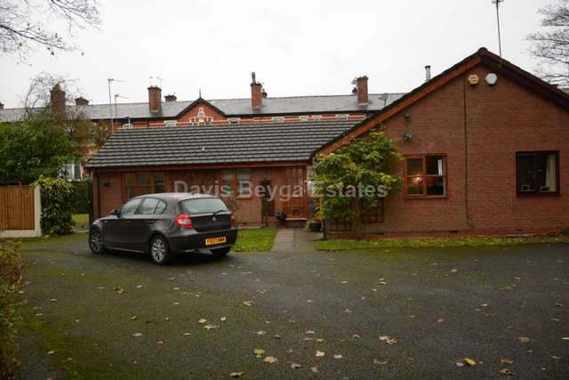  Image of 3 bedroom Bungalow for sale in Holly Oak Gardens Heywood OL10 at Holly Oak Gardens  Heywood, OL10 1HP