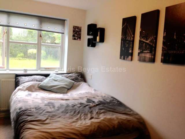  Image of 3 bedroom Bungalow for sale in Holly Oak Gardens Heywood OL10 at Holly Oak Gardens  Heywood, OL10 1HP