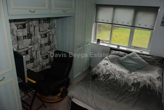  Image of 3 bedroom Bungalow for sale in Holly Oak Gardens Heywood OL10 at Holly Oak Gardens  Heywood, OL10 1HP