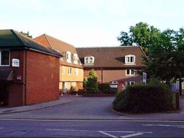  Image of 1 bedroom Retirement Property for sale in Wey Hill Haslemere GU27 at Weyhill  Haslemere, GU27 1HY